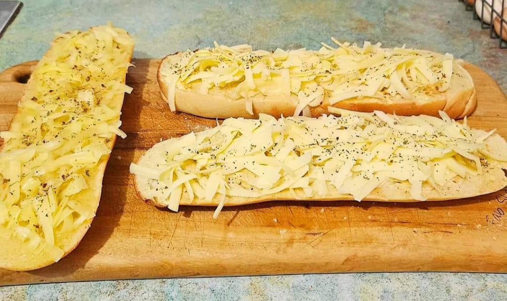 Cheesy Sourdough Garlic bread