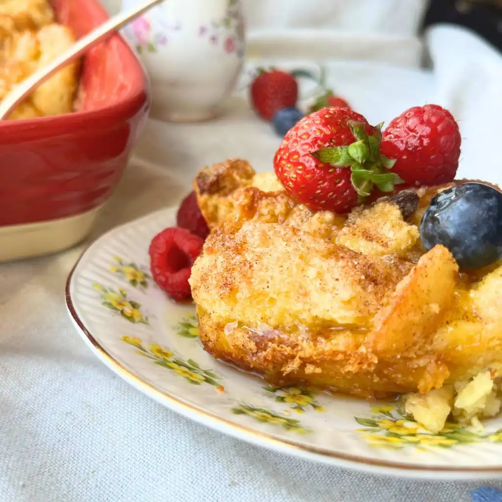 Easy French toast casserole. Recipes that use a lot of eggs.